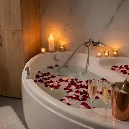 360 Skyline Suite, Αργοστόλι