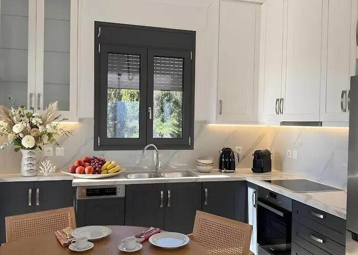 360 Skyline Suite, Argosztóli